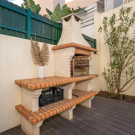 Homebyvi Vakantiehuis Quarteira