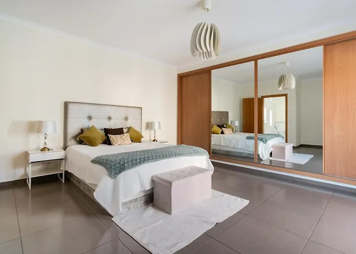 Dom wakacyjny Homebyvi *