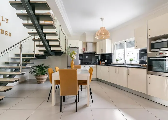 Homebyvi * Quarteira