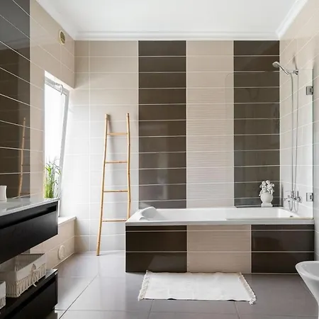 Homebyvi Casa de Férias Quarteira